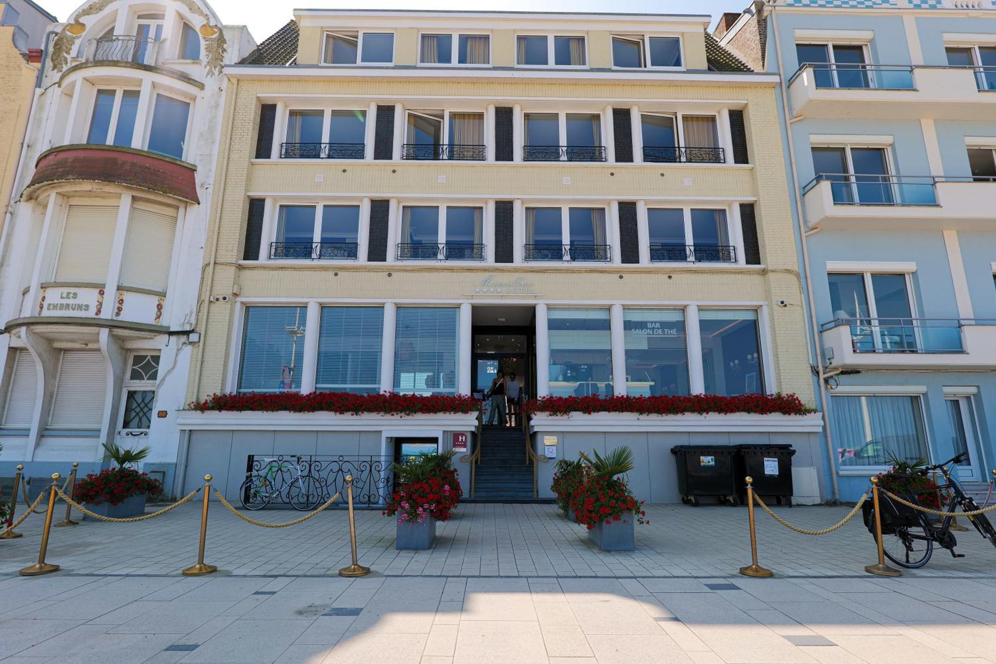 Hotel Merveilleux Cote Mer Dunkirk Exterior photo